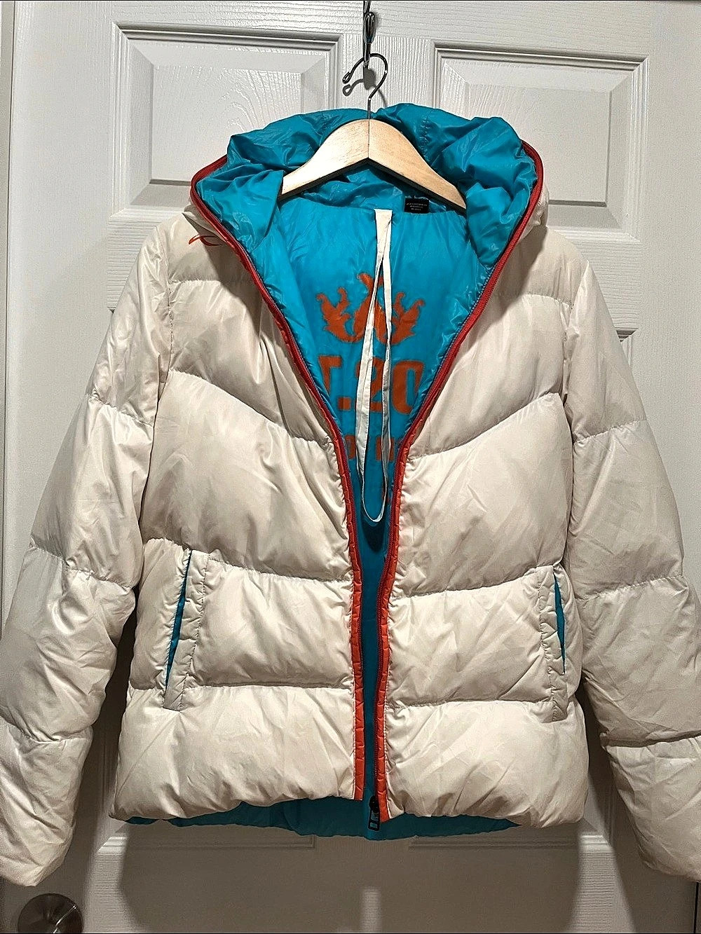 Kjus Puffer Jacket White & Blue Size Medium Like New